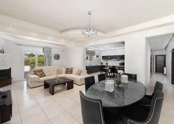 Marble Pool فيلة *